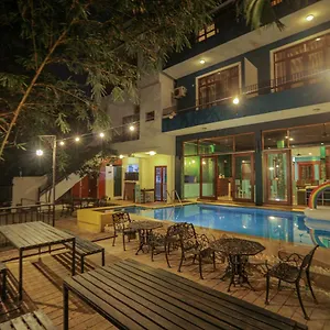 3* Hotel Summer Side