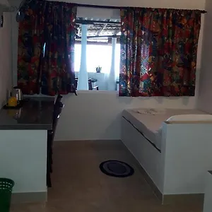  Guest house Anicia House